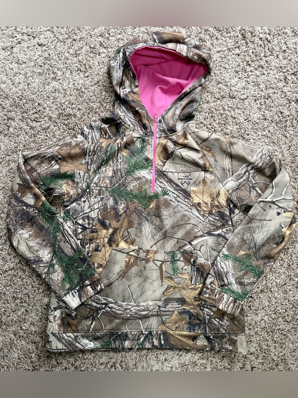Realtree Guide Series- Camo Pullover 1/4zip hoodie (ladies Small)pink accents